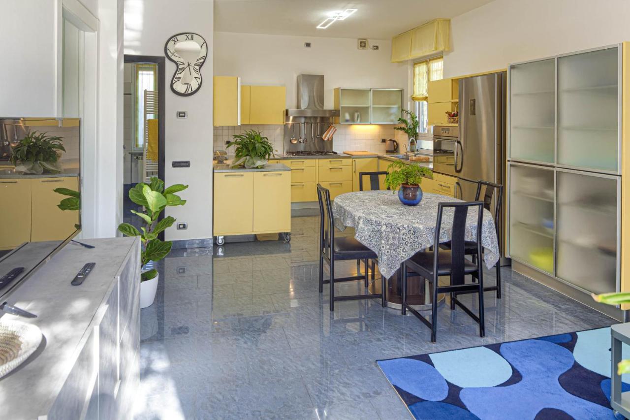 Villa La Rodina 디아노마리나 외부 사진