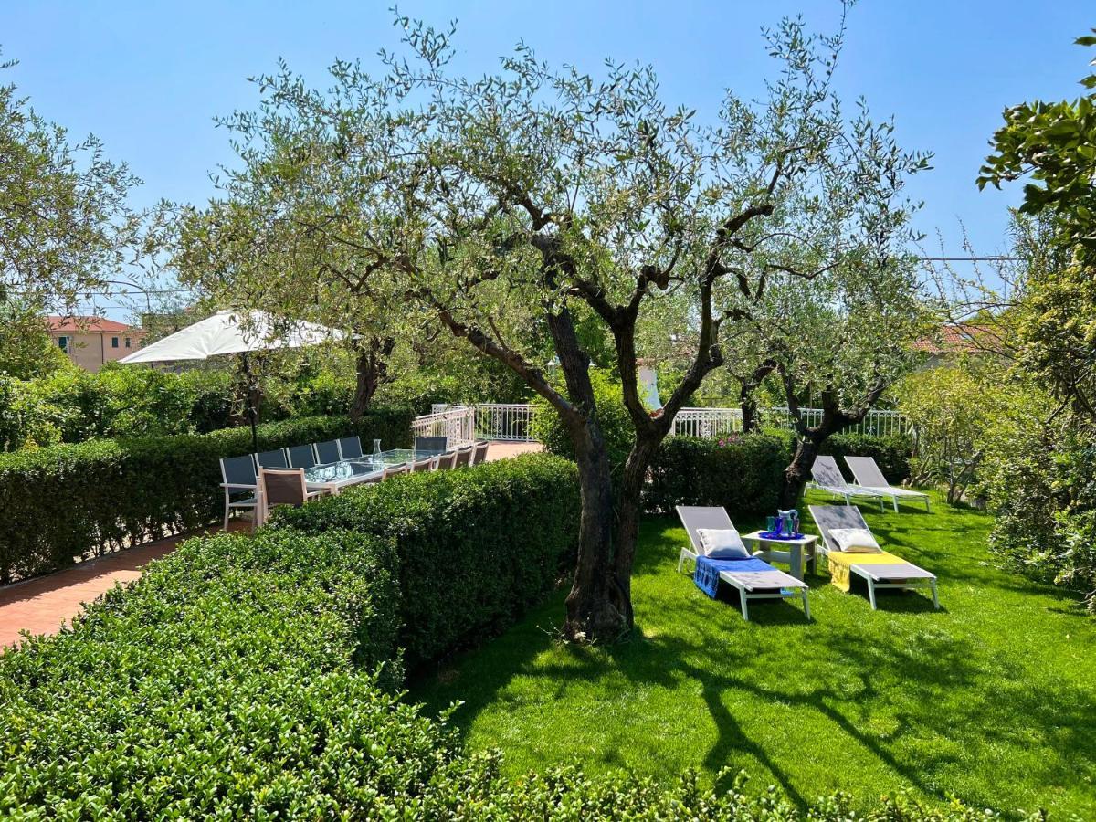 Villa La Rodina 디아노마리나 외부 사진